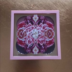 Mac x Patrick Star “Stay with me” eye quad.